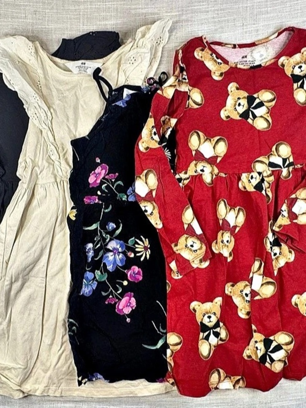 H&M, Old Navy Girls Dresses Lot of 4 Red Black Floral Teddy Bear Size 6/7